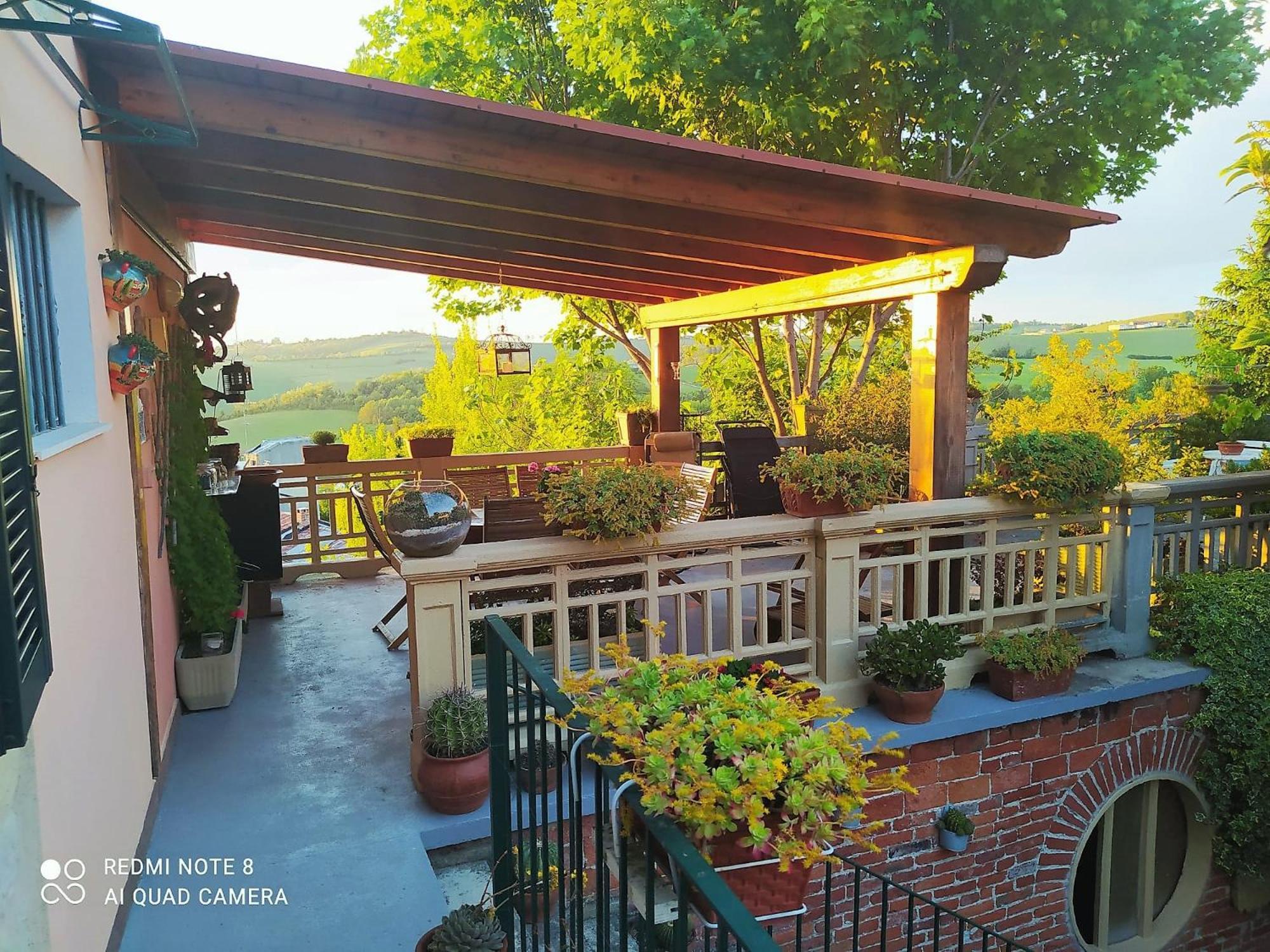 La Terrazza Sul Monferrato Apartment Ozzano Monferrato Luaran gambar