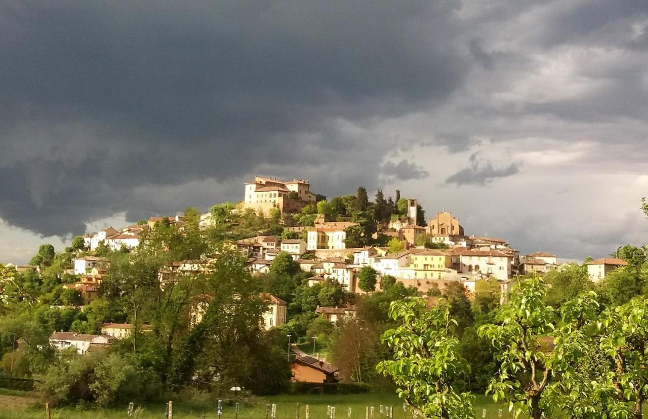 La Terrazza Sul Monferrato Apartment Ozzano Monferrato Luaran gambar