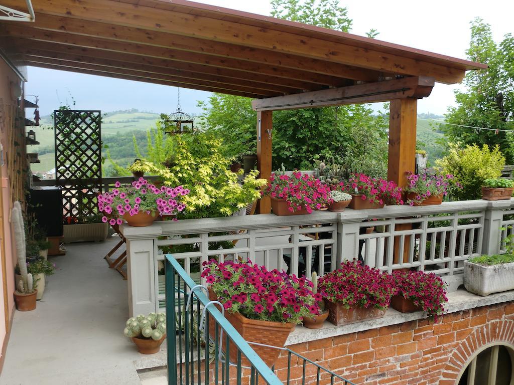 La Terrazza Sul Monferrato Apartment Ozzano Monferrato Luaran gambar